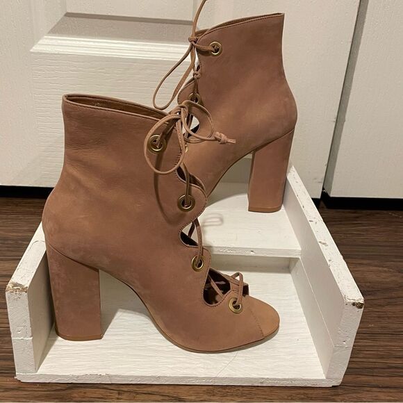 Steve Madden Carusso Tan Peep Toe Lace Up Heeled Bootie Size 8 - Picture 2 of 14